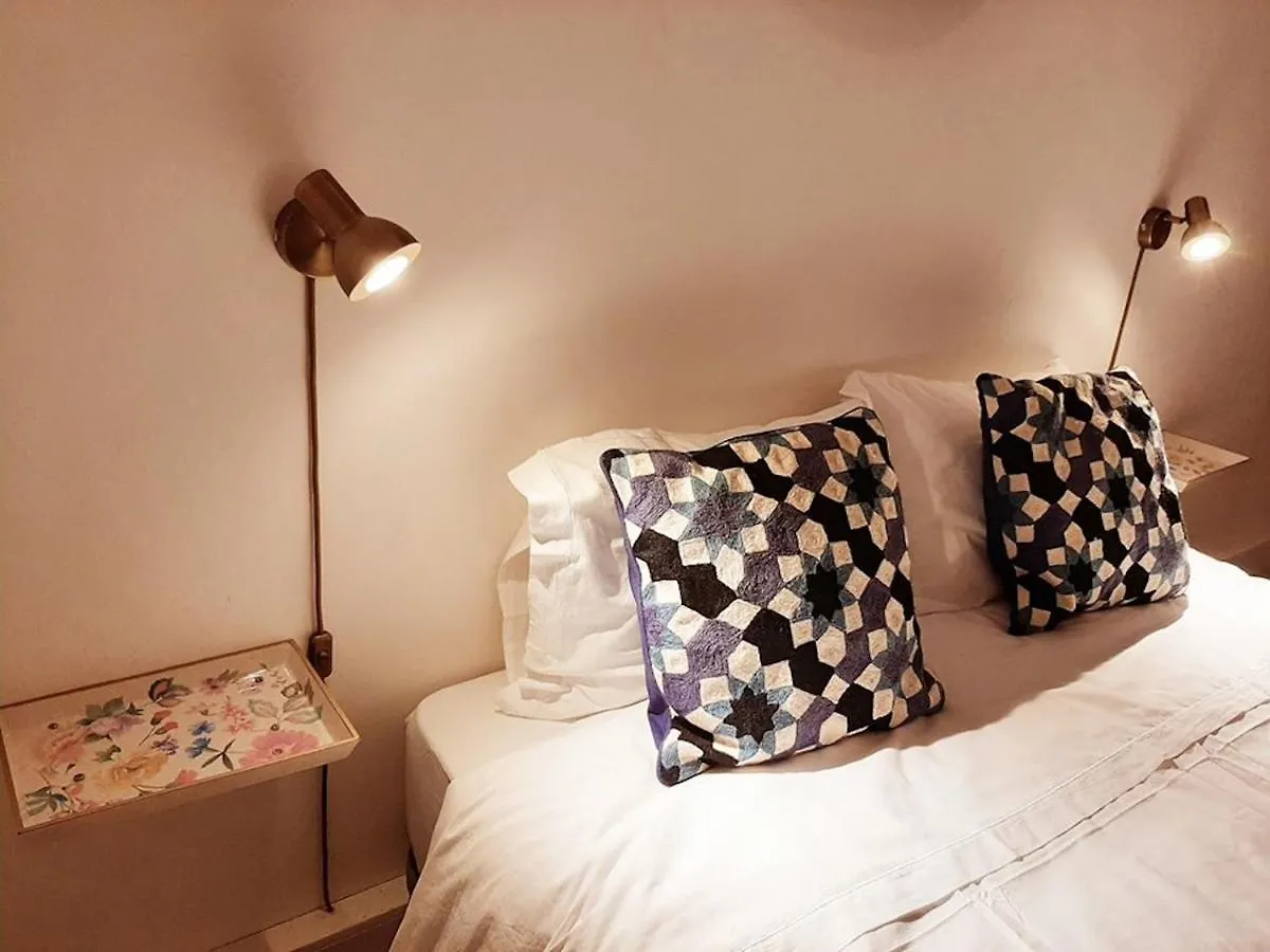 Magnolia Guesthouse Lisbon Portugal